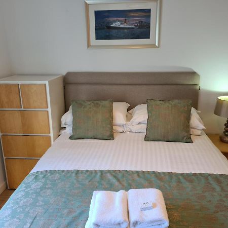 The Park - Holyrood Road With Free Parking Apartment Edinburgh Luaran gambar