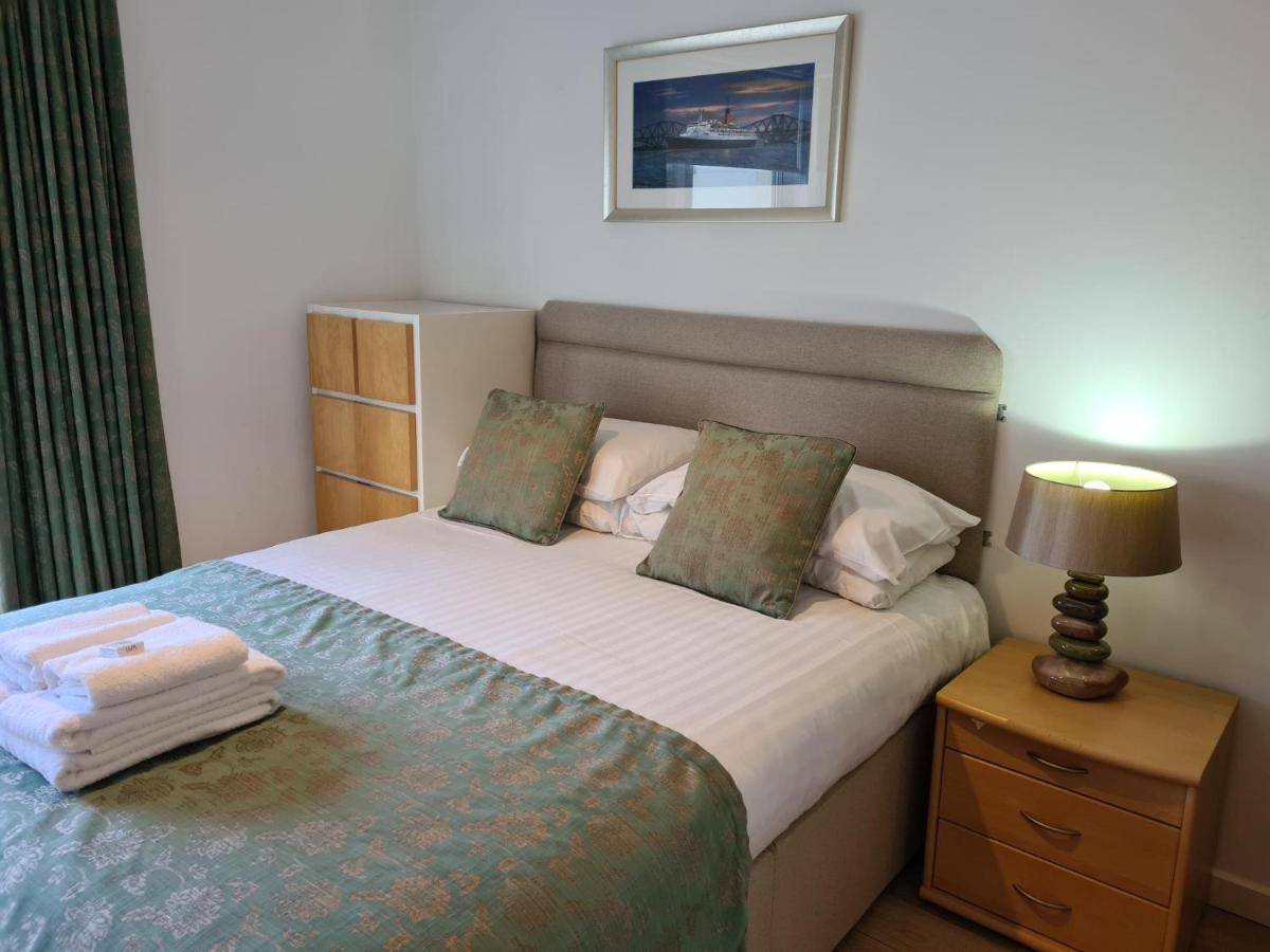 The Park - Holyrood Road With Free Parking Apartment Edinburgh Luaran gambar