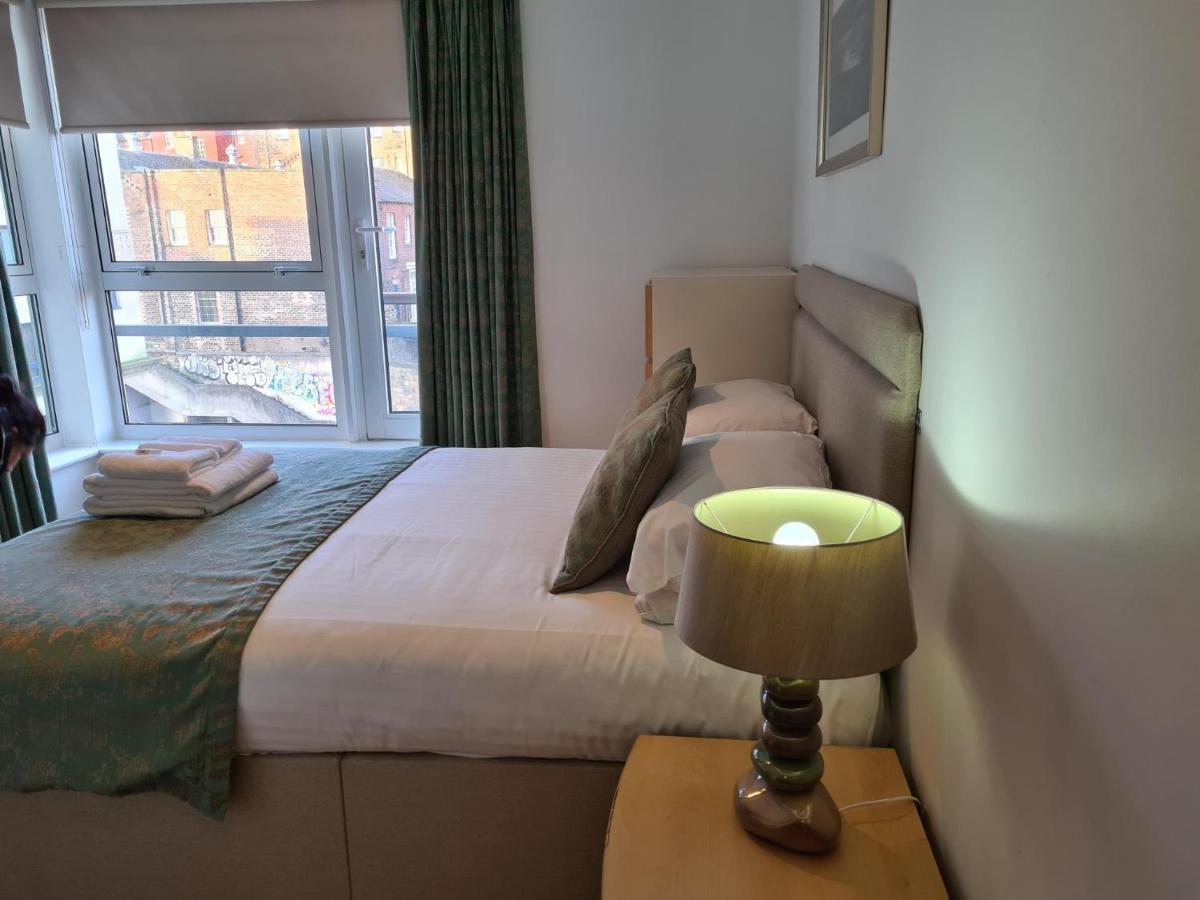 The Park - Holyrood Road With Free Parking Apartment Edinburgh Luaran gambar